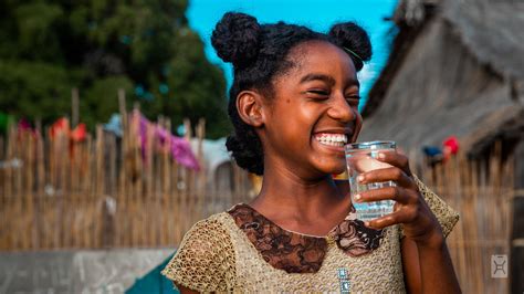 charity water website.